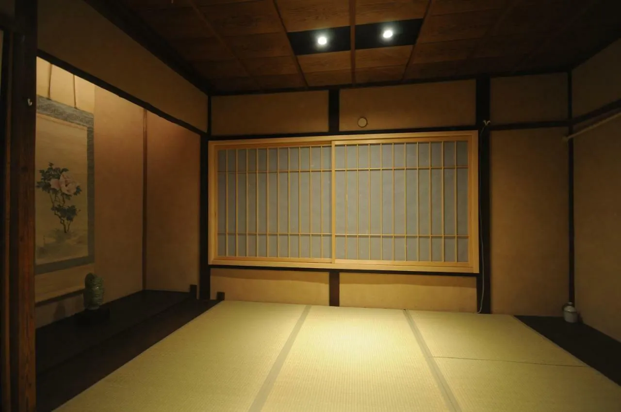Konukevi Hotel Pangea Nijo Kyoto